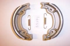 BS. Apache / Quadzilla / Ram 100 EBC / Ferodo (55271) Rear Brake Shoes