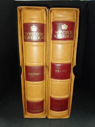 A - 011 Stanley Gibbons Windsor Sovereign  albums, Volume I and II