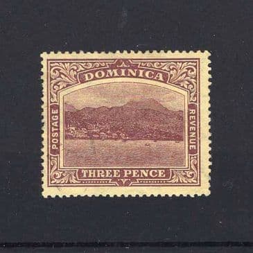 Lot  5769 : Dominica