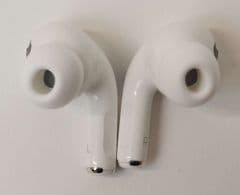 AirPods Pro with Magsafe Charging Case RRP 239.99 lot H1835