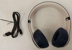 Beats by Dr. Dre Solo 3 Club Edition - Club Navy RRP 179.99 lot H1785