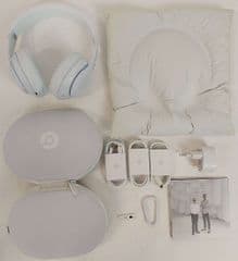 Beats Dr. Dre Studio 2 Noise Cancelling Headphones White RRP 500.00 lot H1599