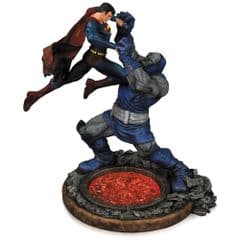 DC Comics Superman Vs Darkseid Second Edition Statue Lot G0025 RRP 219.99