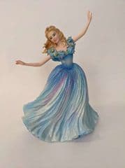Enesco Disney Showcase Live-Action Cinderella Figurine RRP £89.99 lot H839
