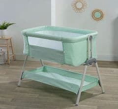 Kinder Valley Snoozie - Misty Jade RRP 115.00 lot GD