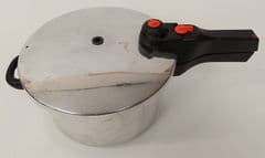 Prestige 4 Litre Aluminium Pressure Cooker RRP 41.99 lot R1005