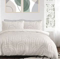 Sleepdown U Shape Tufted Duvet Set King RRP 36.00 lot GD