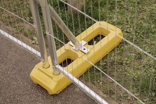 Heras Hi Visibility Footing Yellow