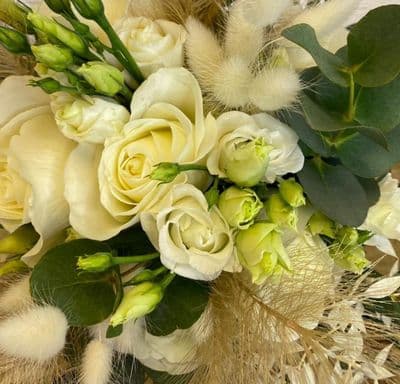 Bridesmaids Ivory Bouquet with Nude (1)