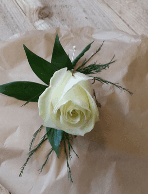 Standard Gents Ivory Rose Buttonhole