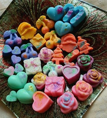 Lavish Unstoppable Christmas  highly scented wax melts