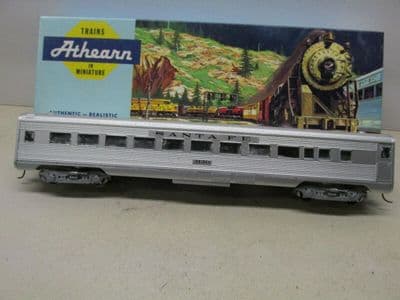 ATHEARN 1811 SL COACH SANTA FE