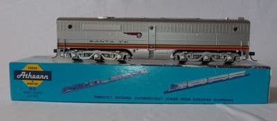 ATHEARN 3365 PB-1 SANTA FE DMY