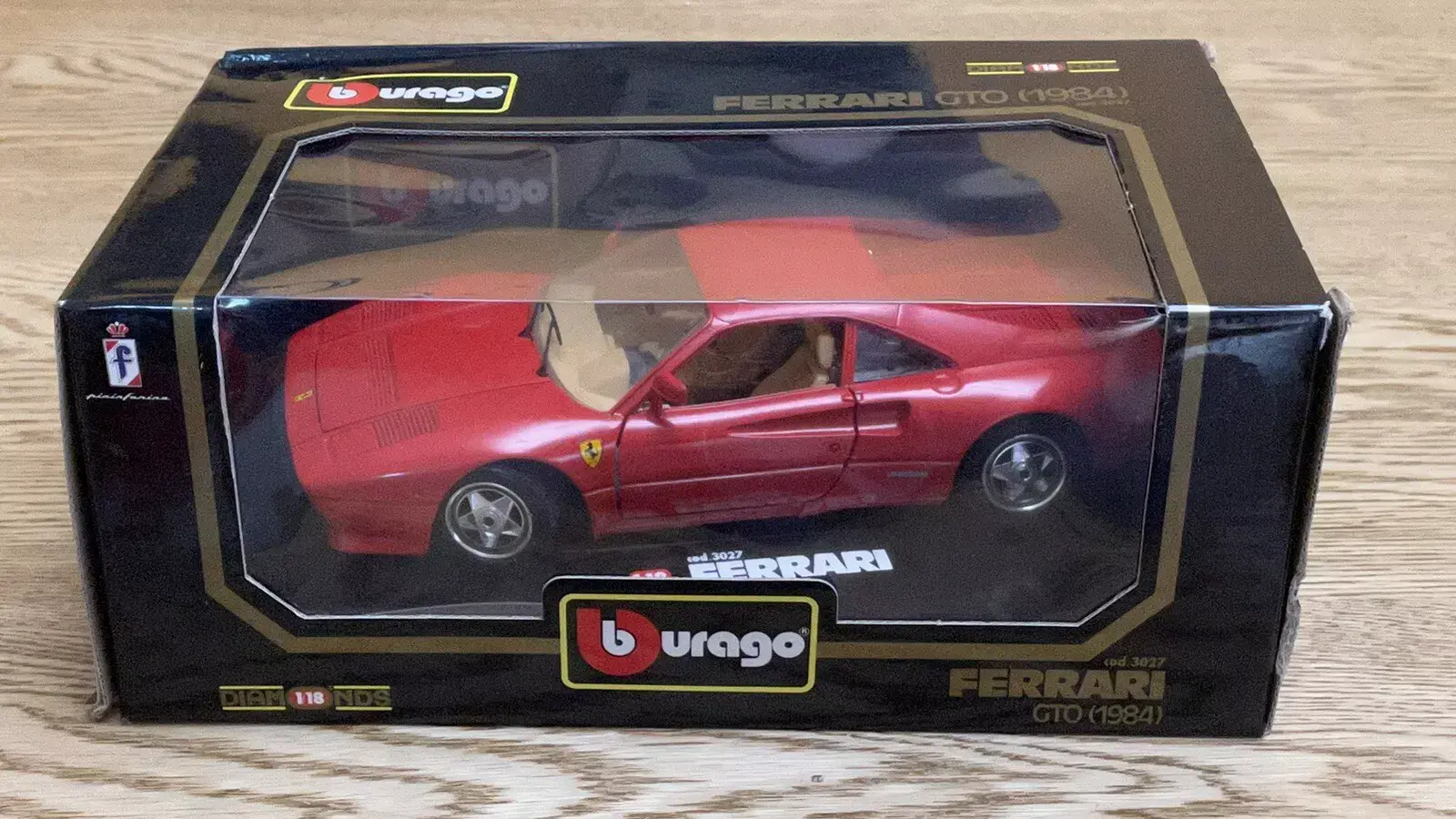 burago 3027 Ferrari GTO 1984