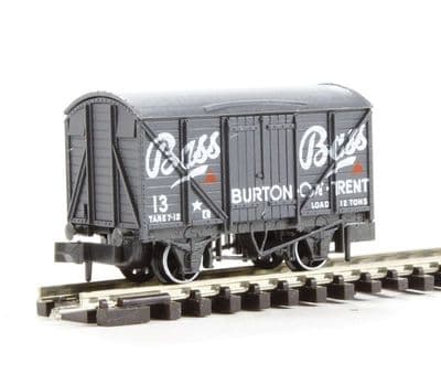 Peco NR-P131 Bass Box Van No.13