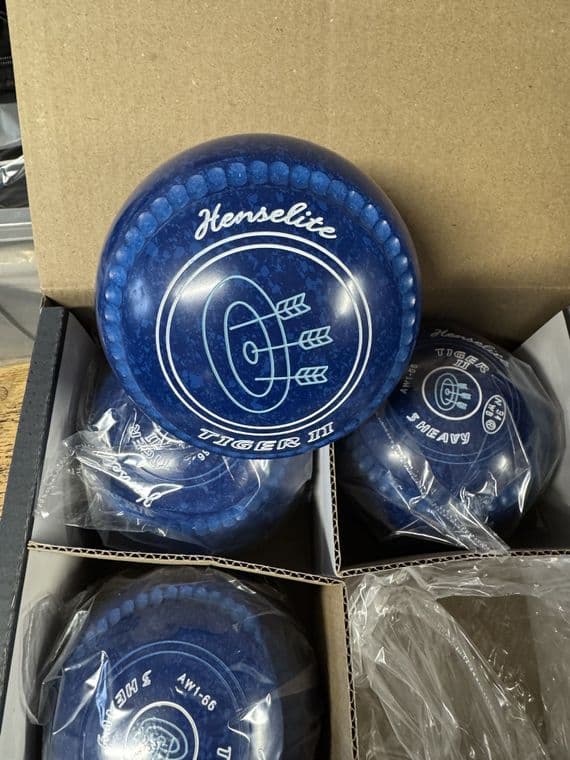 Tiger II - Size 3H - Midnight - Mega Grip