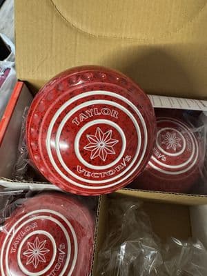 Vector Vs - Size 1 - Cherry Red - Progrip