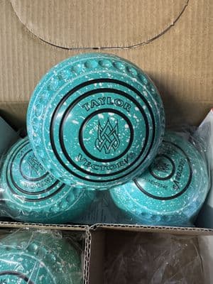 Vector Vs - Size 1 - Mint/White