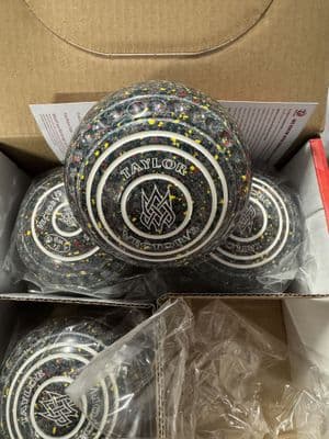 Vector Vs - Size 1 - Moondust - Progrip