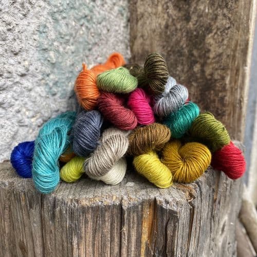 Grab Bags! Lithuanian Linen Mini Hanks