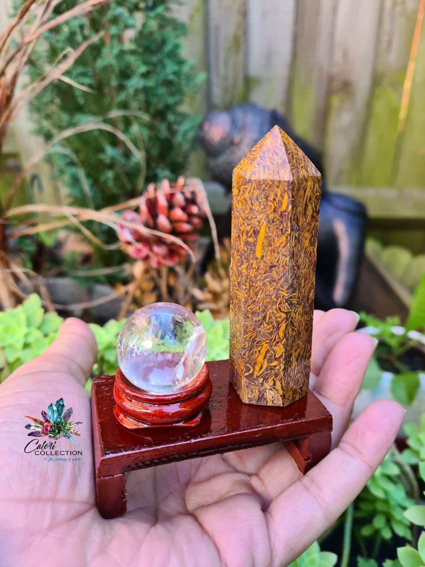 Clear Quartz Sphere and Caligraphy Script Stone Tower Point Set