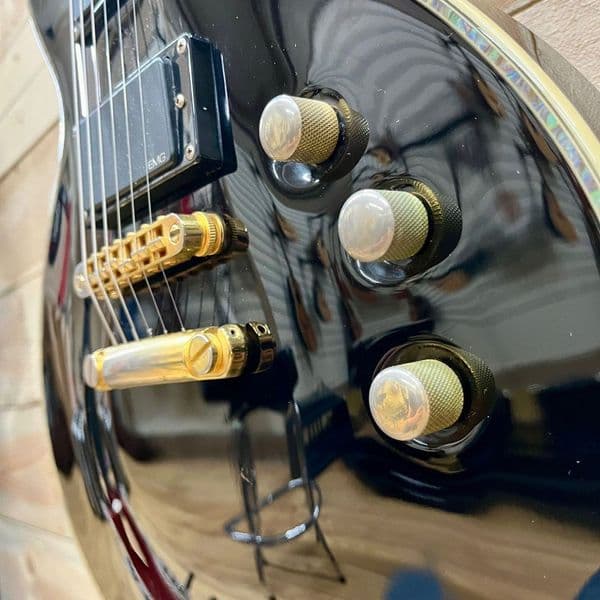 ESP LTD EC-1000 Deluxe Black 2002 (Pre-Owned)