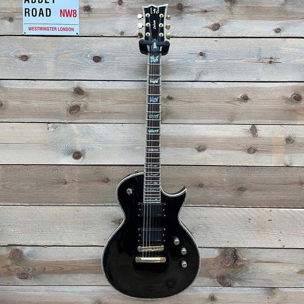 ESP LTD EC-1000 Deluxe Black 2002 (Pre-Owned)