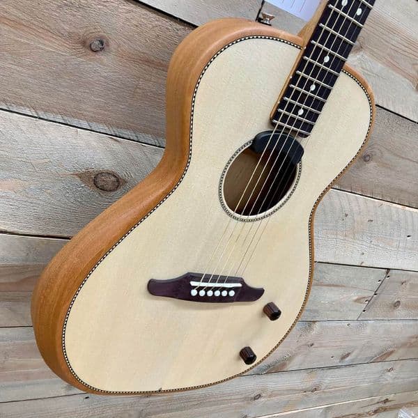 Fender Highway Series Parlour Natural