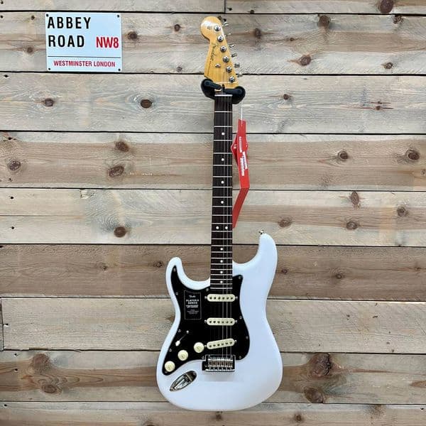Fender Player II Stratocaster Polar White, Rosewood Fretboard Left-Handed