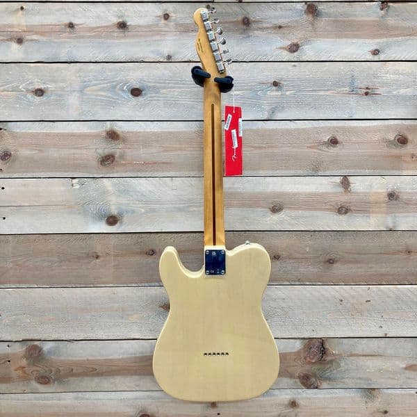 Fender Vintera II '50s Nocaster Blackguard Blonde