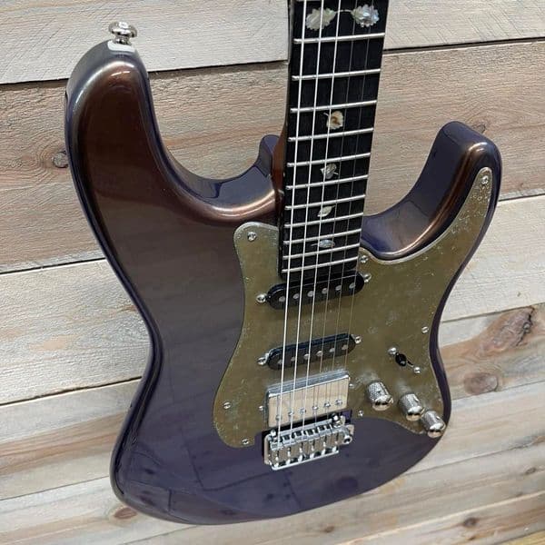Haynes Guitars Inflection - Midnight Change - 3 Colour Flip Flop