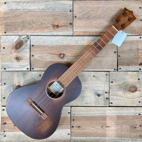 Martin T1 Tenor Streetmaster Ukulele
