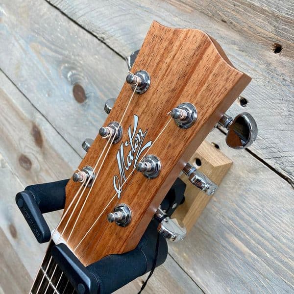 Maton Blackwood Series EBW808