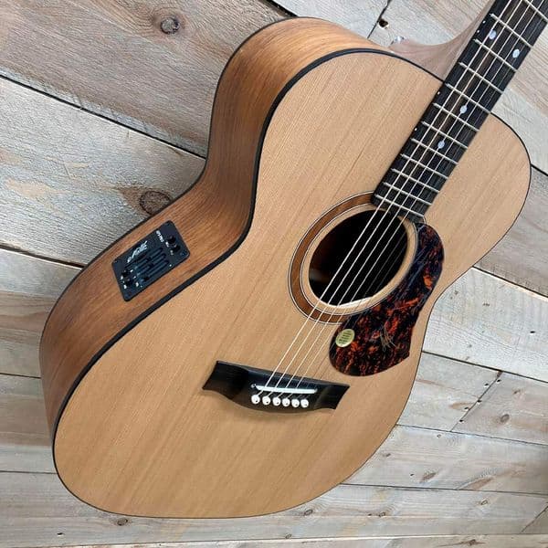 Maton SRS808