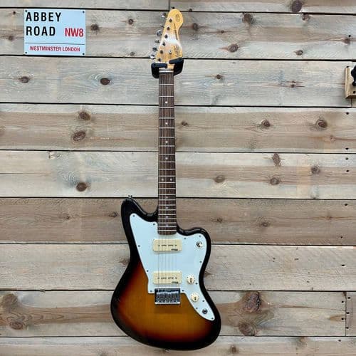 Vintage V65 Reissued Hard Tail Sunburst (Pre-Owned)