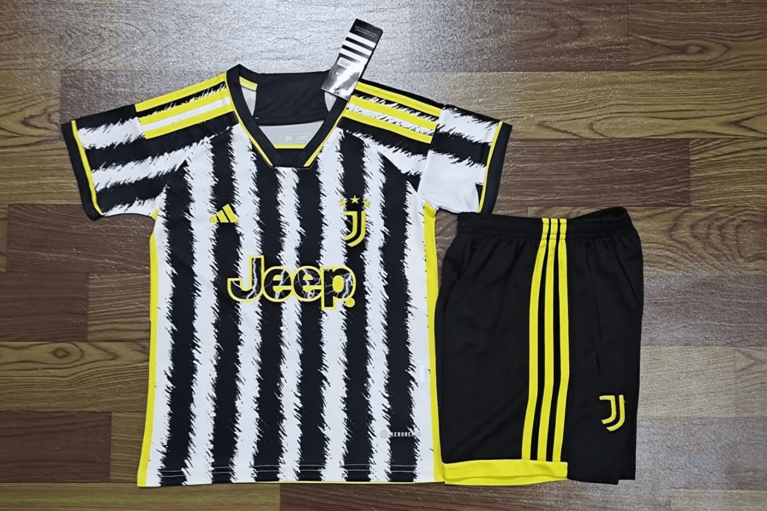 Juventus Unisex Hut Saison 2022/23 - Offizielle Adidas Baseballkappe