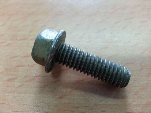 120001064/0 Mountfield Stiga BOLT D009
