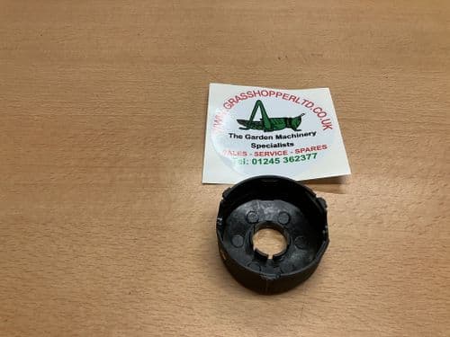 1619X08157 Atco Qualcast Bosch SPOOL COVER B228