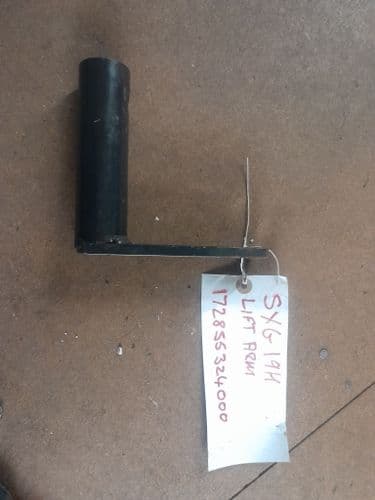 172855324000SH Iseki LIFT ARM            SECOND HAND UPSTAIRS