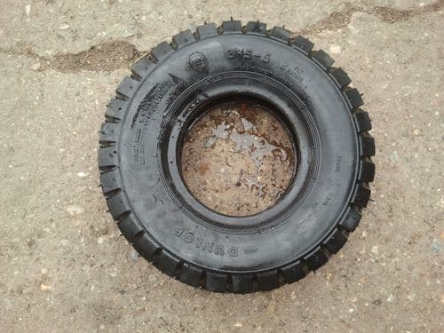 3.50X5-SH Inner Tubes Tyres Wheels DUNLOP DIAMOND PATTERN TYRE 2 PLY SECOND HAND CONTAINER