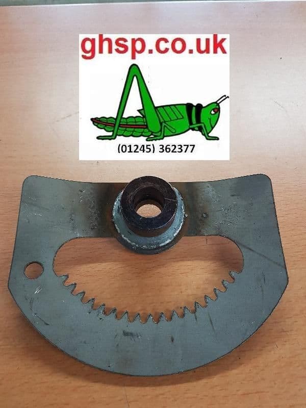 327015800 Countax STEERING QUADRANT 17 TOOTH A099