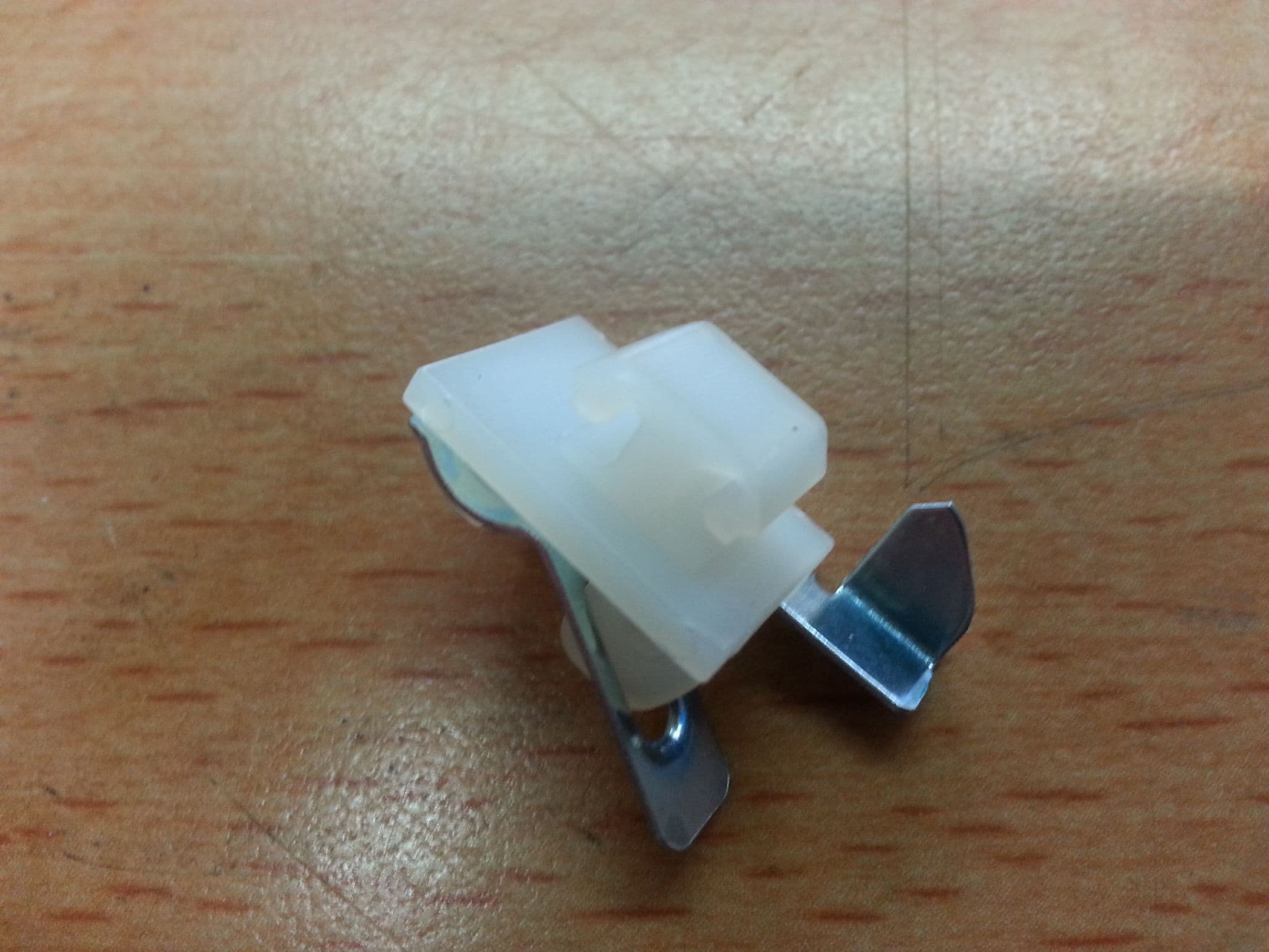 692310 Briggs and Stratton STOP SWITCH A031