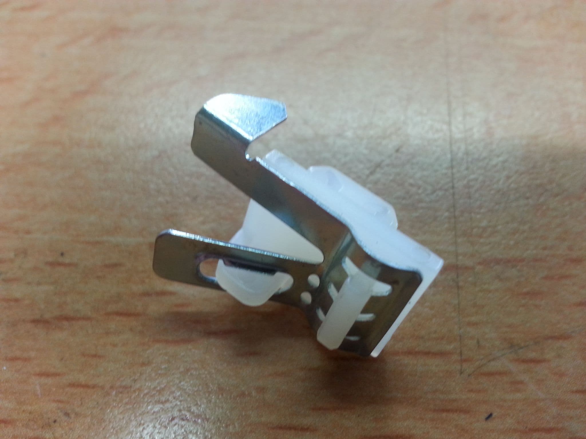 692310 Briggs and Stratton STOP SWITCH A031