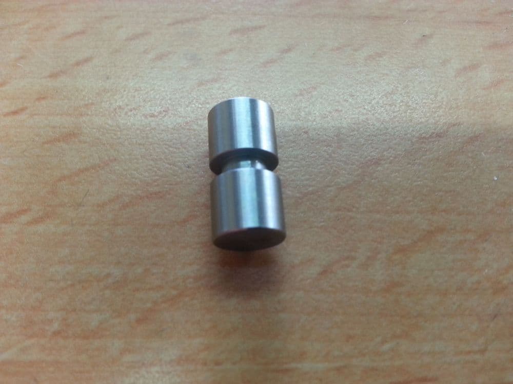 867030100210 Iseki SHEAR PIN SCMB48 E037