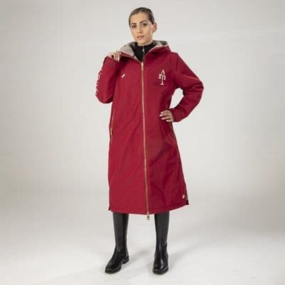 Shires Aubrion Team All Weather Robe - Red