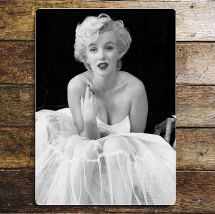 Marilyn Monroe Ballet - Metal Advertising Wall Sign