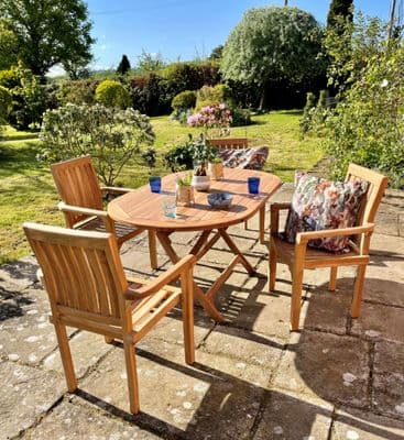 4  Seater Slatted Oval Table Oxford Club Dining Set