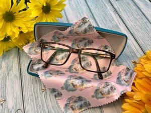 DACHSHUND LENS CLOTH
