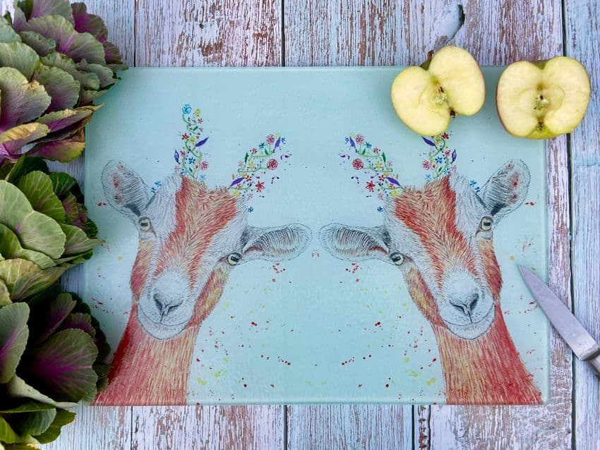GORDON THE GOAT ECO-CHOPPING BOARD