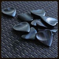 Heart Tones - Ebony - 1 Guitar Pick | Timber Tones